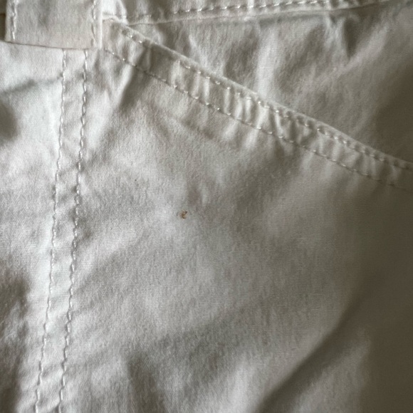 Sag Harbor White Capri’s w/elastic waist - Picture 5 of 8